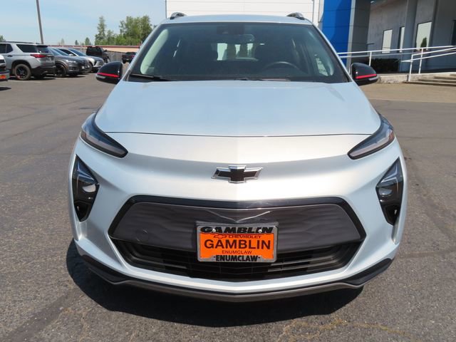 Used 2023 Chevrolet Bolt EUV LT w/ Convenience Package FWD image 2