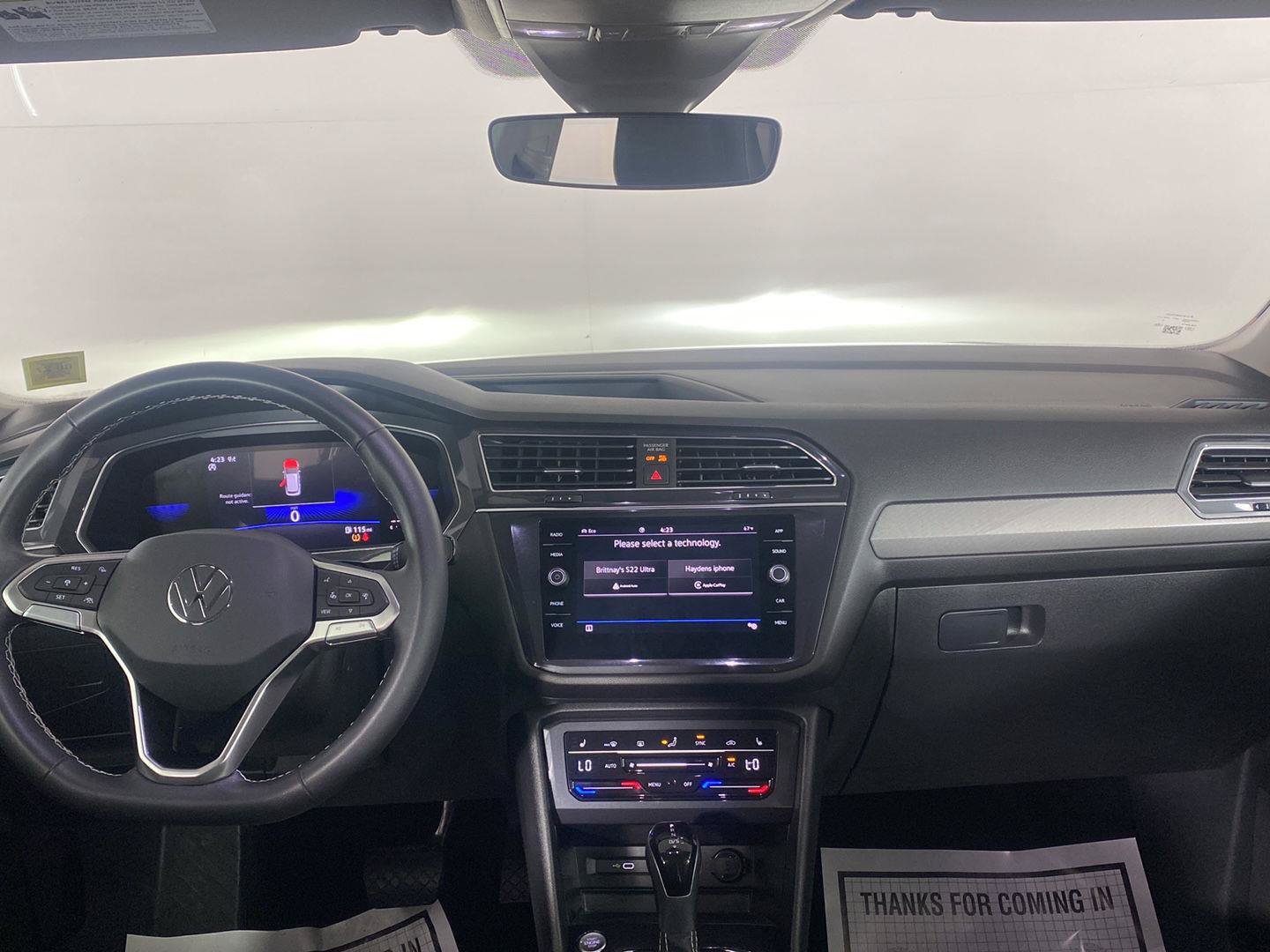 Used 2023 Volkswagen Tiguan SE AWD/4WD image 18