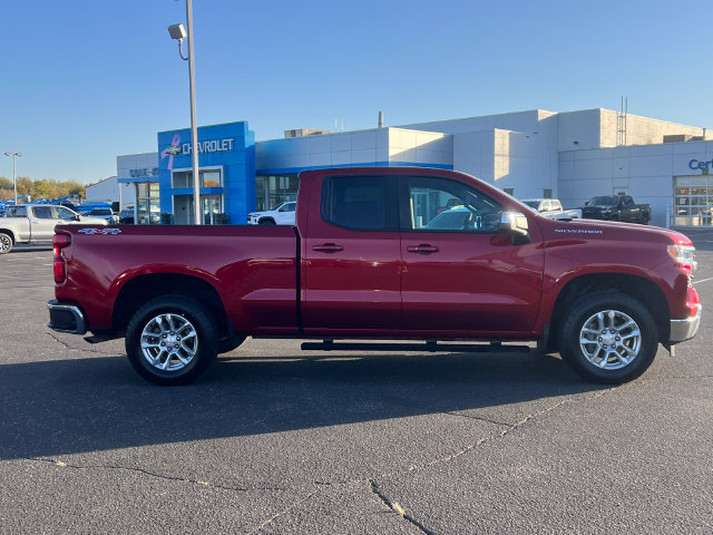 Used 2023 Chevrolet Silverado 1500 LT w/ Protection Package AWD/4WD image 46