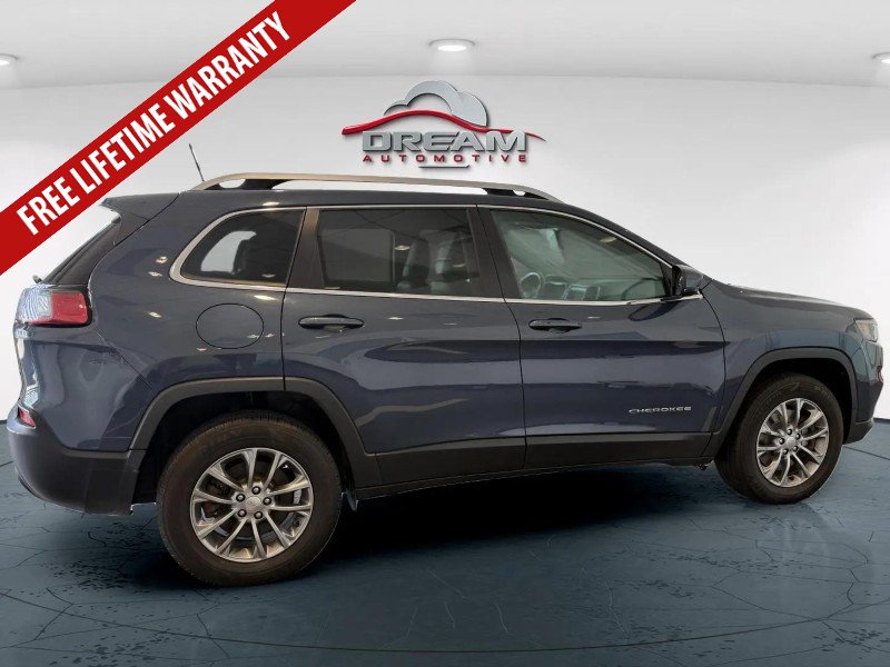 Used 2019 Jeep Cherokee Latitude Plus w/ Cold Weather Group AWD/4WD image 23