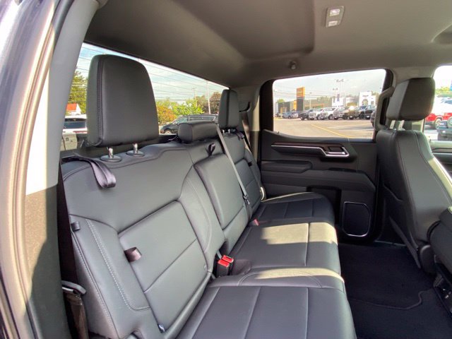 Used 2026 GMC Sierra 1500 SLT AWD/4WD image 25
