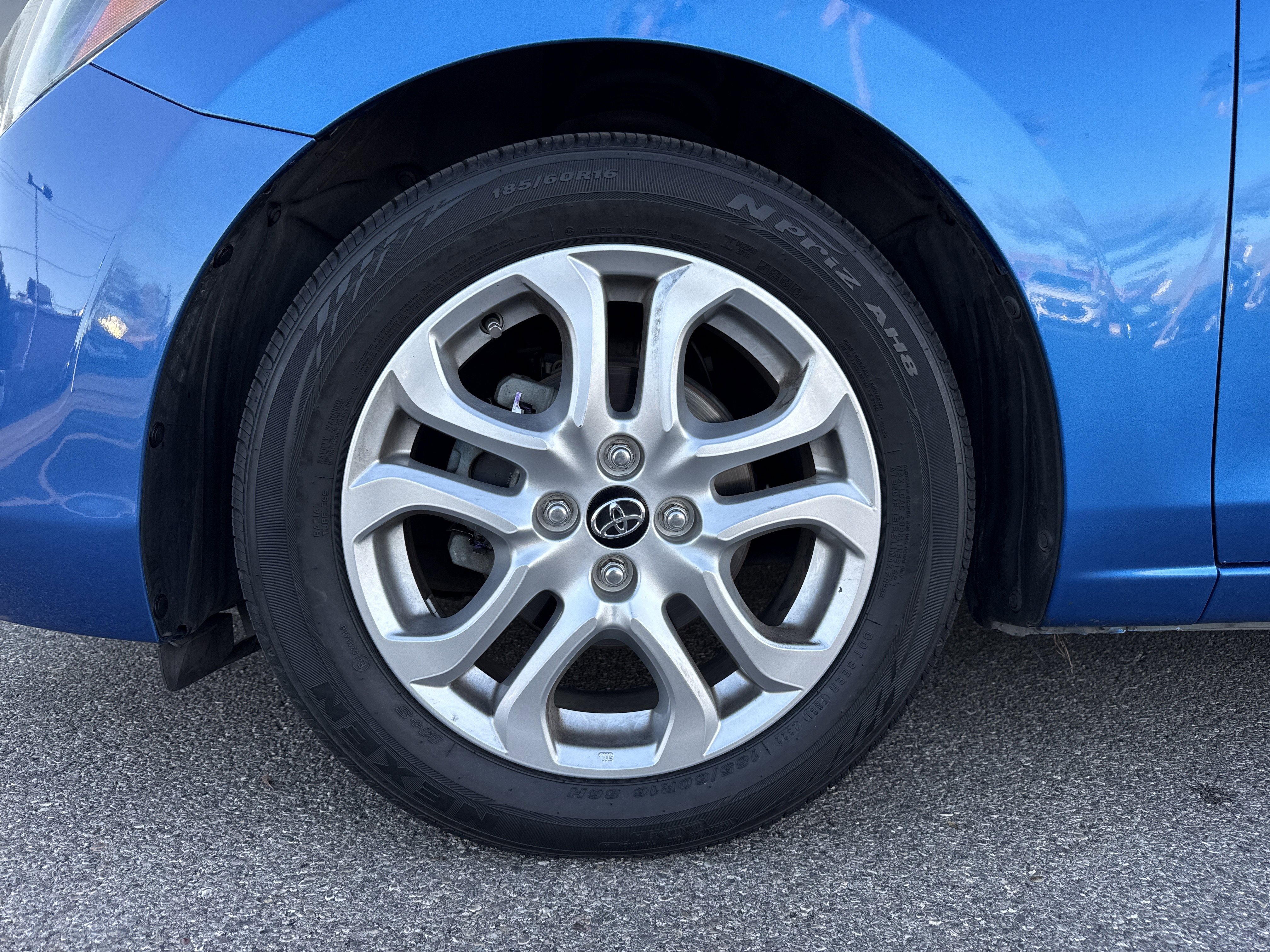 Used 2017 Toyota Yaris iA image 5