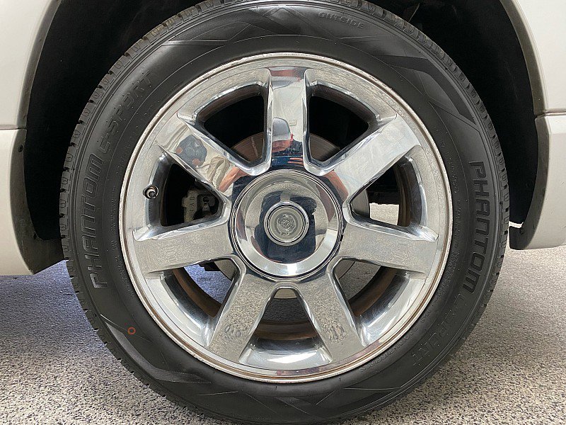 Used 2005 Chrysler Pacifica Limited image 23