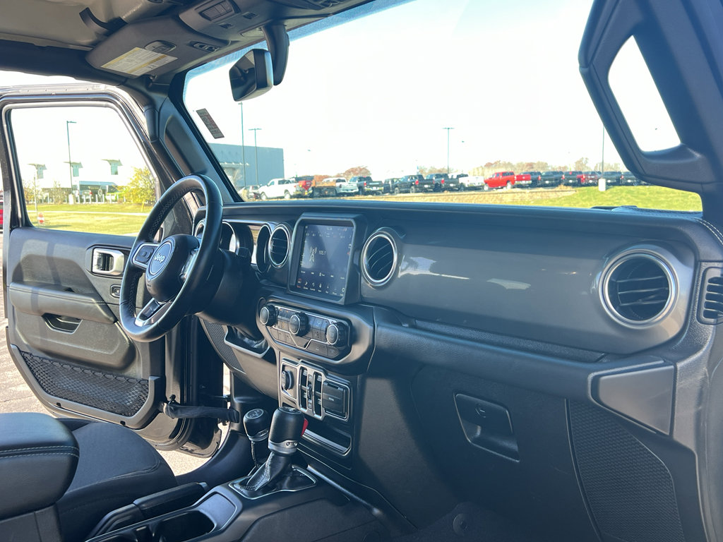 Used 2021 Jeep Wrangler Unlimited Sahara w/ Uconnect 4C Nav & Sound Group image 34