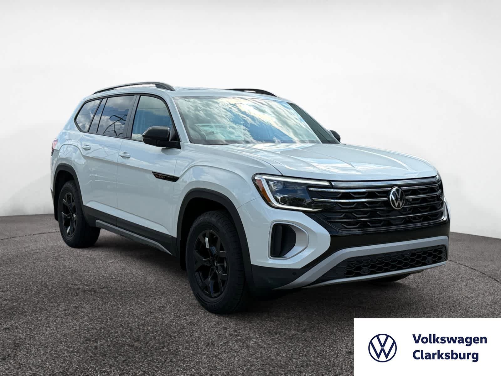New 2026 Volkswagen Atlas Peak Edition image 7