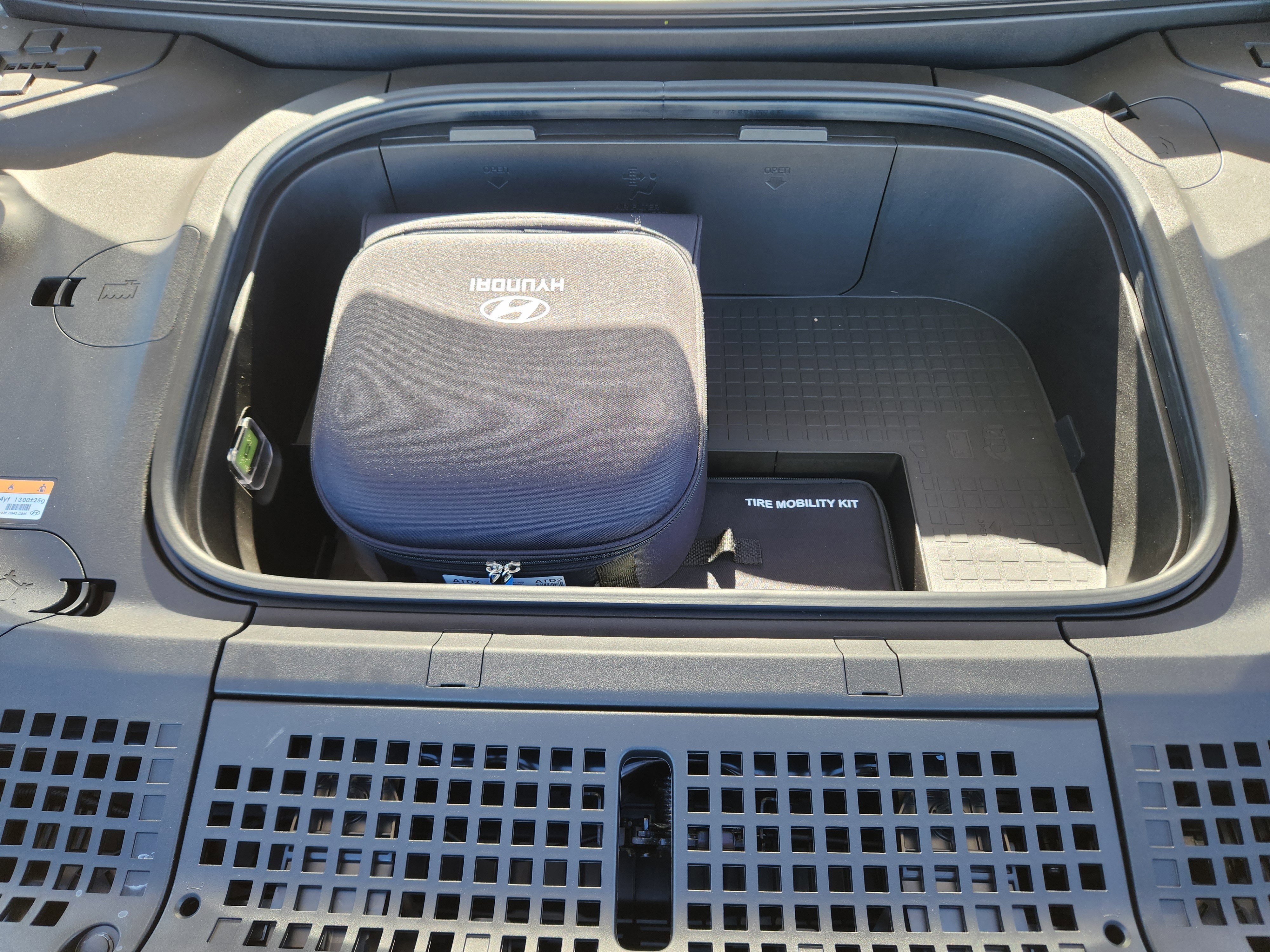 New 2026 Hyundai Ioniq 9 SE image 18