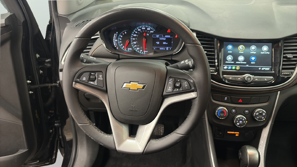 Used 2019 Chevrolet Trax LT w/ LT Convenience Package AWD/4WD image 24
