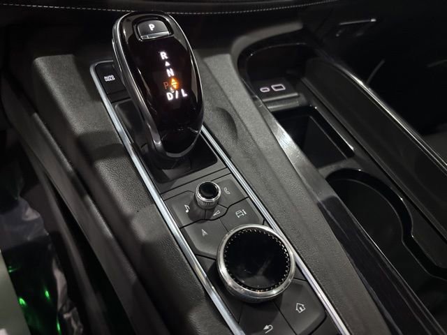 Used 2021 Cadillac Escalade Sport w/ Driver Assist Tech Package image 17