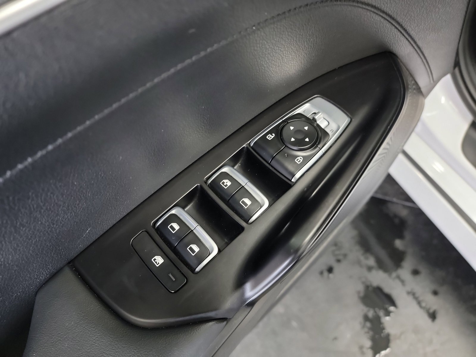 Used 2024 Kia K5 GT-Line w/ GT-Line Premium Package AWD/4WD image 14