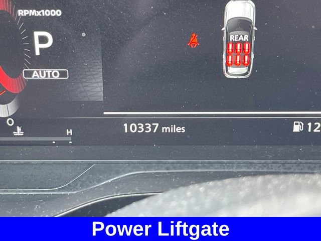 Used 2025 Nissan Pathfinder Platinum w/ Cargo Package image 16