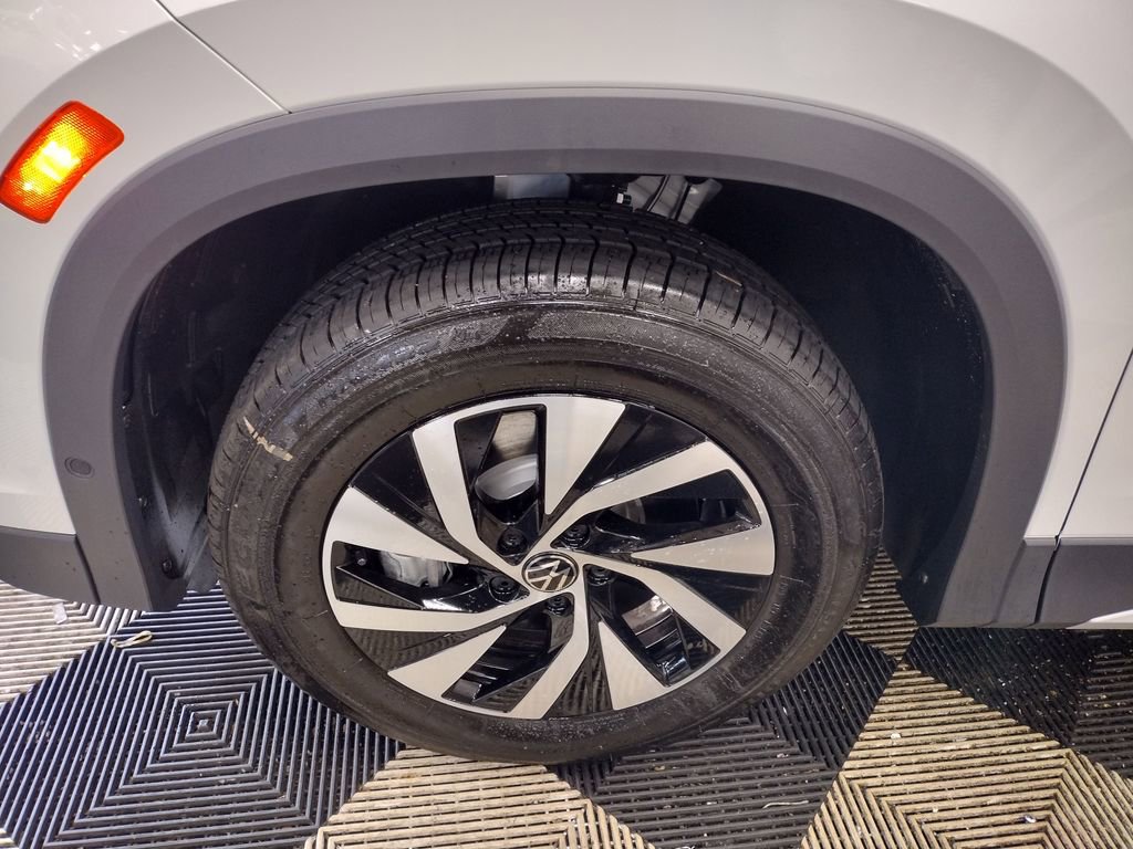 New 2025 Volkswagen Tiguan S image 5