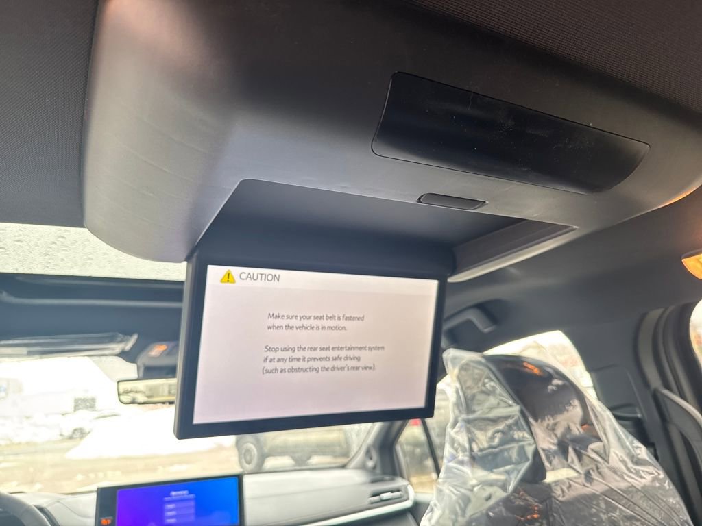 New 2026 Toyota Sienna Platinum image 35