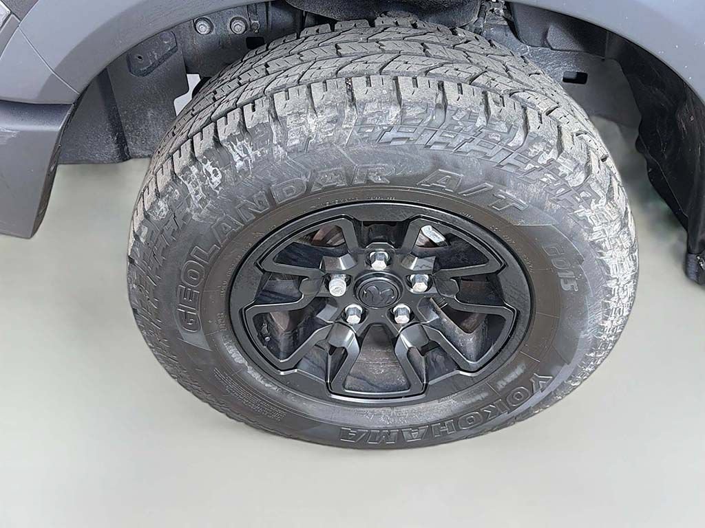 Used 2022 RAM 1500 Warlock AWD/4WD image 14