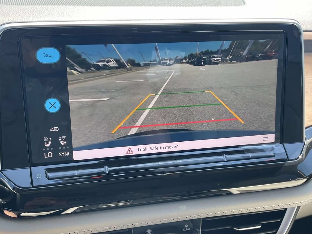 New 2026 Volkswagen Atlas SE FWD image 25