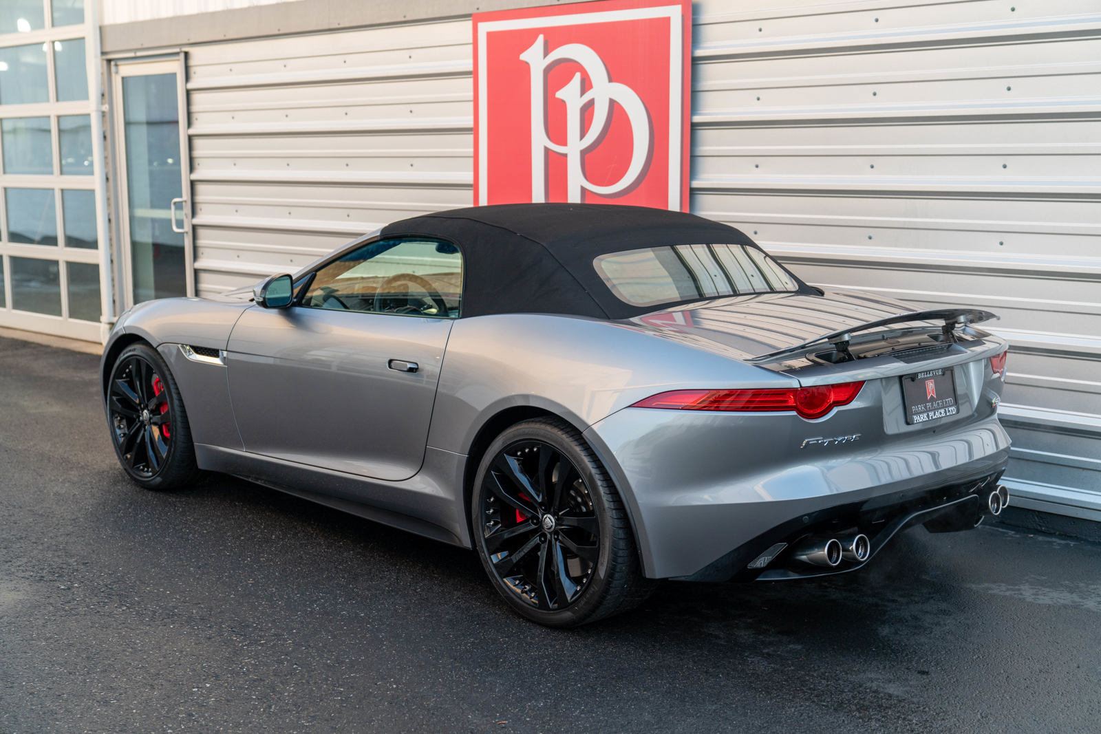 Used 2014 Jaguar F-TYPE S RWD image 29