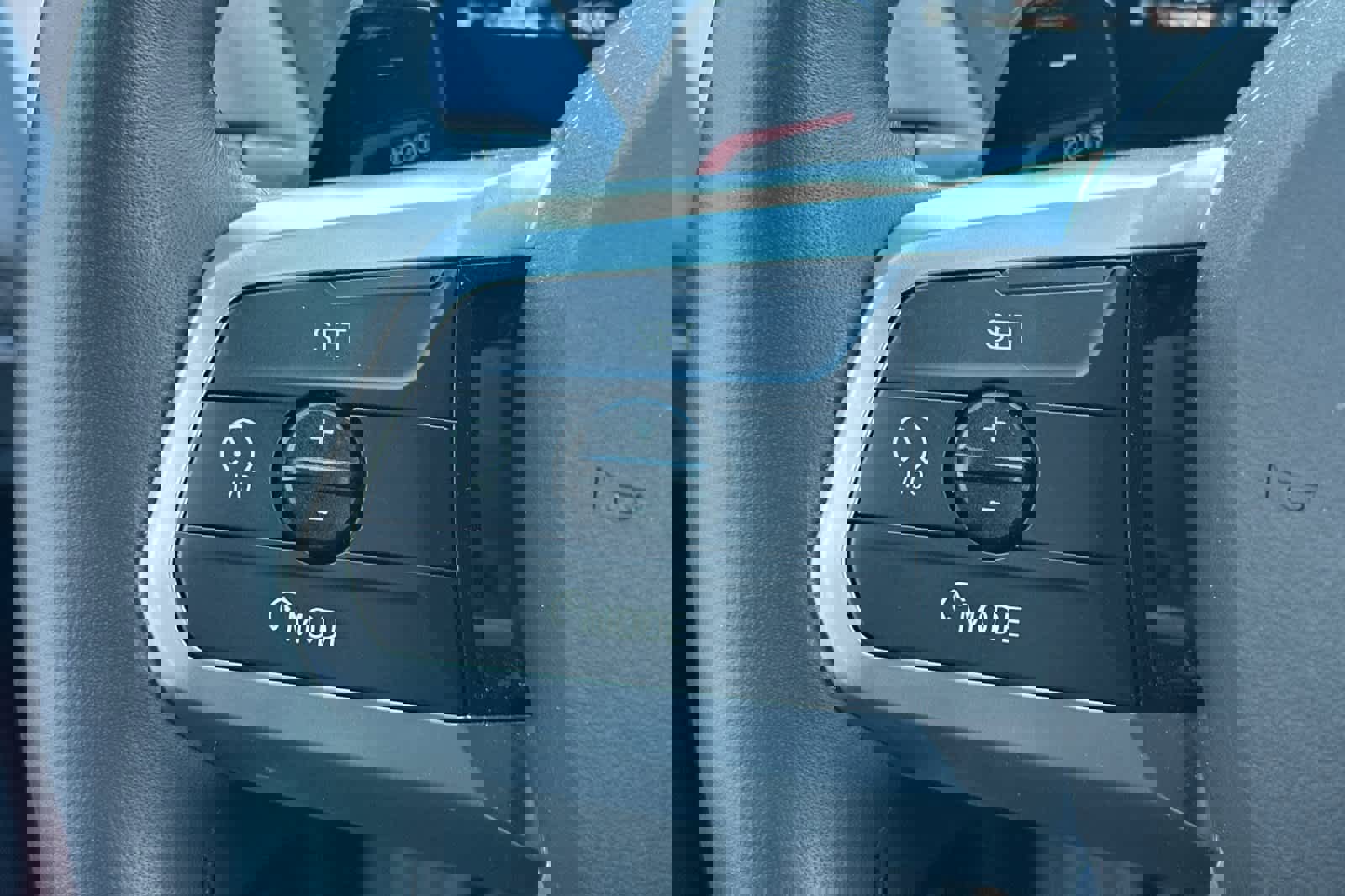 Used 2025 BMW 228i xDrive w/ Premium Package image 27