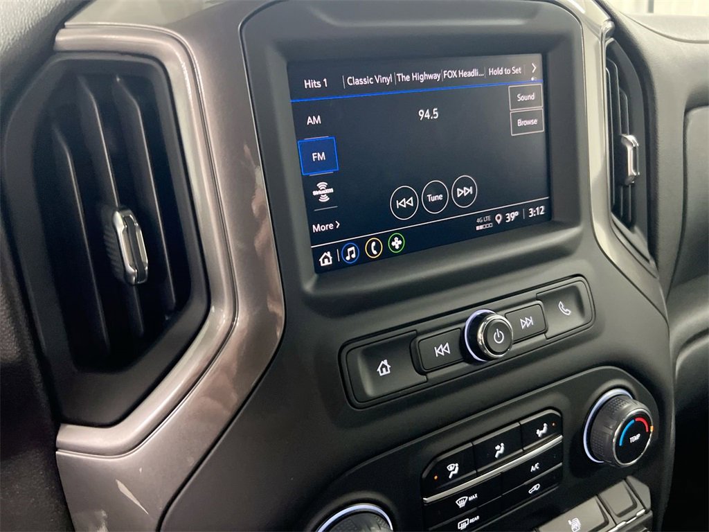 Used 2025 Chevrolet Silverado 2500 Custom w/ Custom Value Package image 13