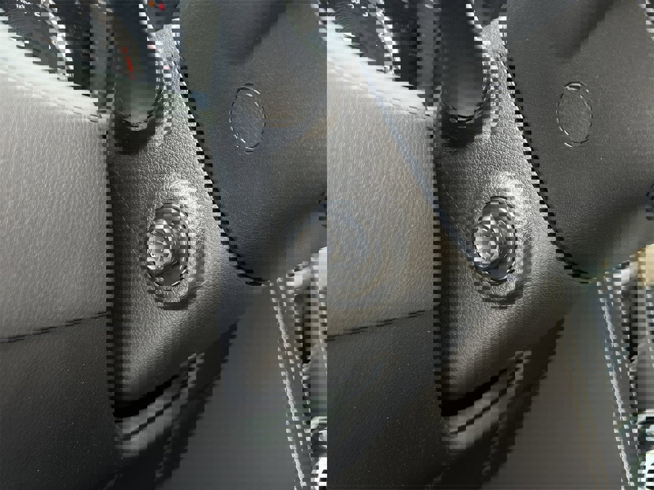 Used 2023 INFINITI QX80 Premium Select w/ All-Season Package image 13