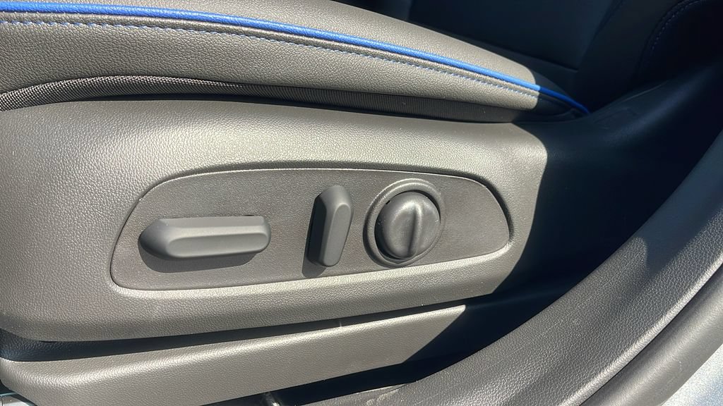 New 2026 Buick Envista Sport Touring w/ Convenience I Package FWD image 11