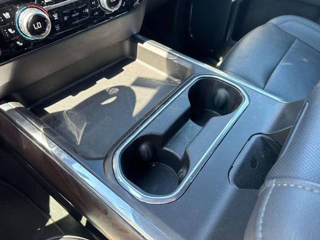 Used 2024 GMC Sierra 3500 SLT w/ SLT Premium Package image 32