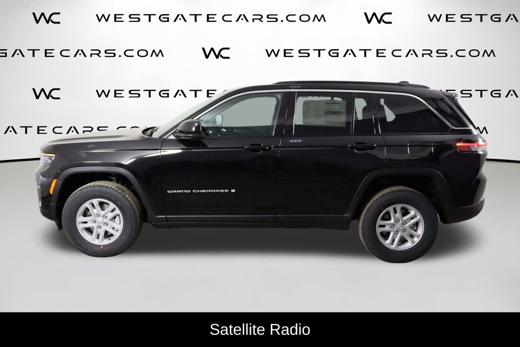 New 2025 Jeep Grand Cherokee Laredo image 5