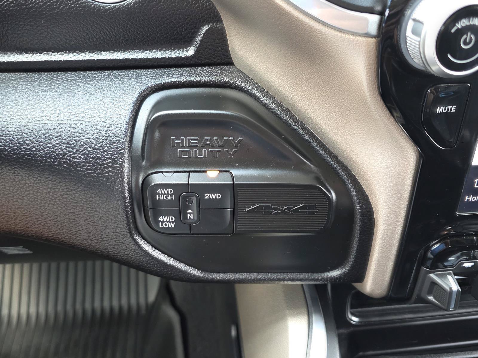 Used 2022 RAM 3500 Laramie AWD/4WD image 24