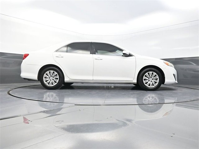 Used 2012 Toyota Camry LE image 34