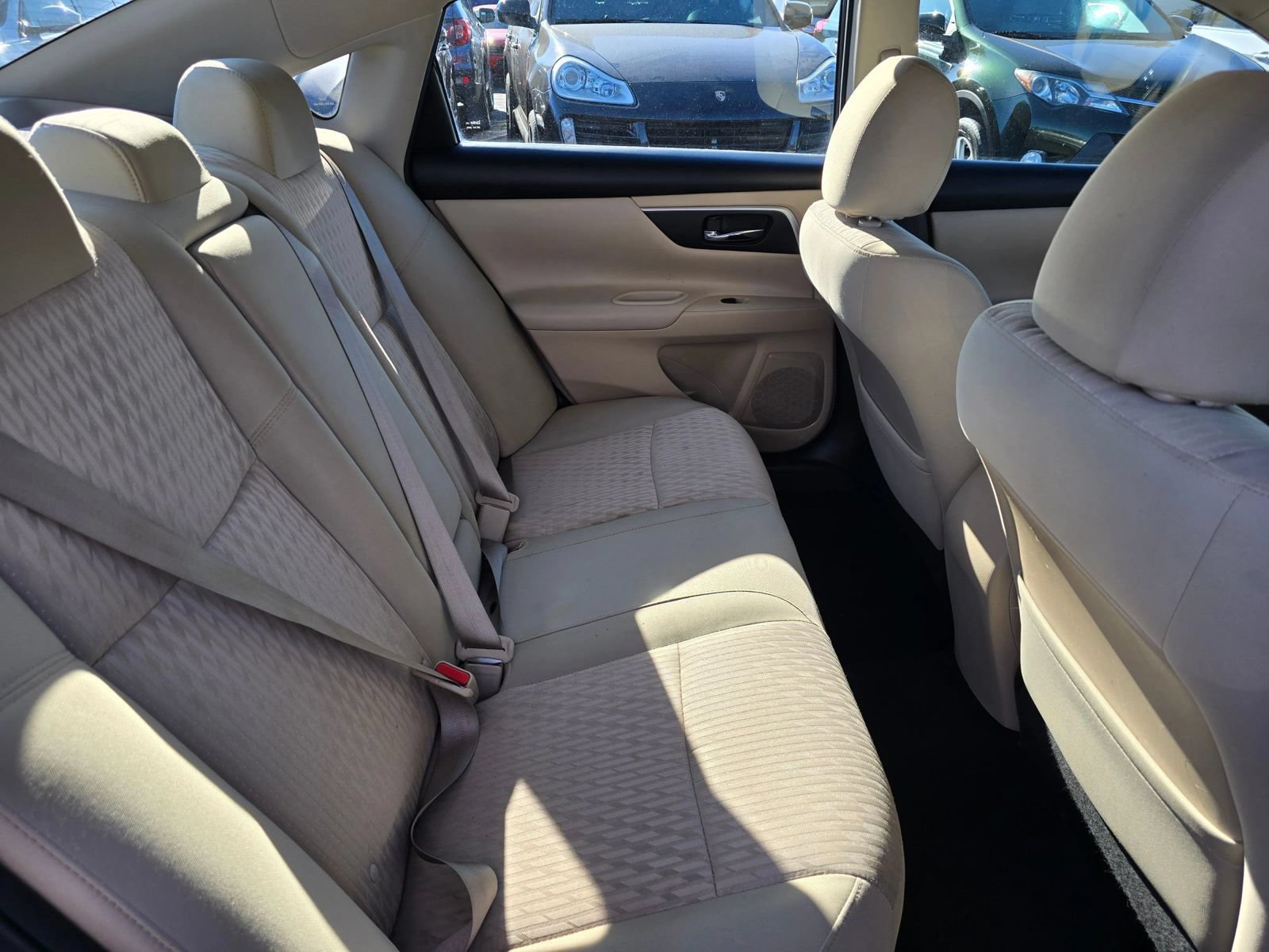 Used 2016 Nissan Altima 2.5 SV FWD image 13