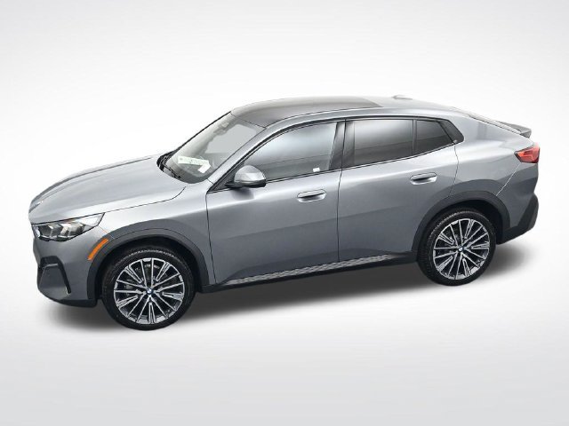 New 2026 BMW X2 xDrive28i w/ Technology Package AWD/4WD image 32