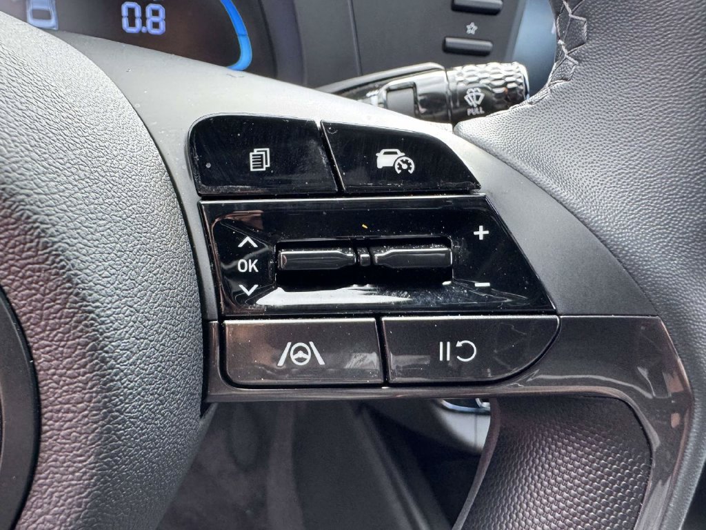 Used 2026 Hyundai Elantra Sport FWD image 19