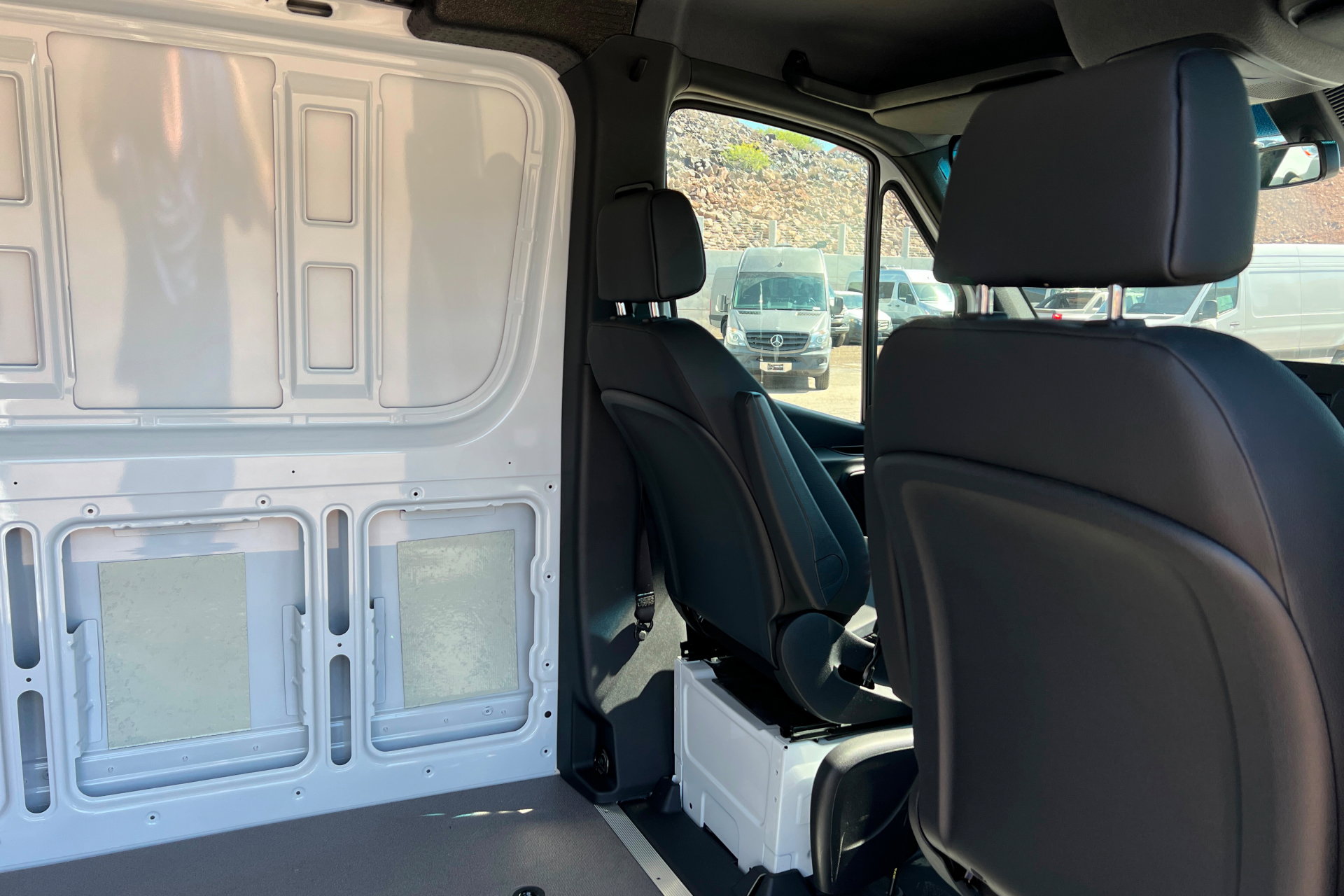 New 2025 Mercedes-Benz Sprinter 2500 image 16