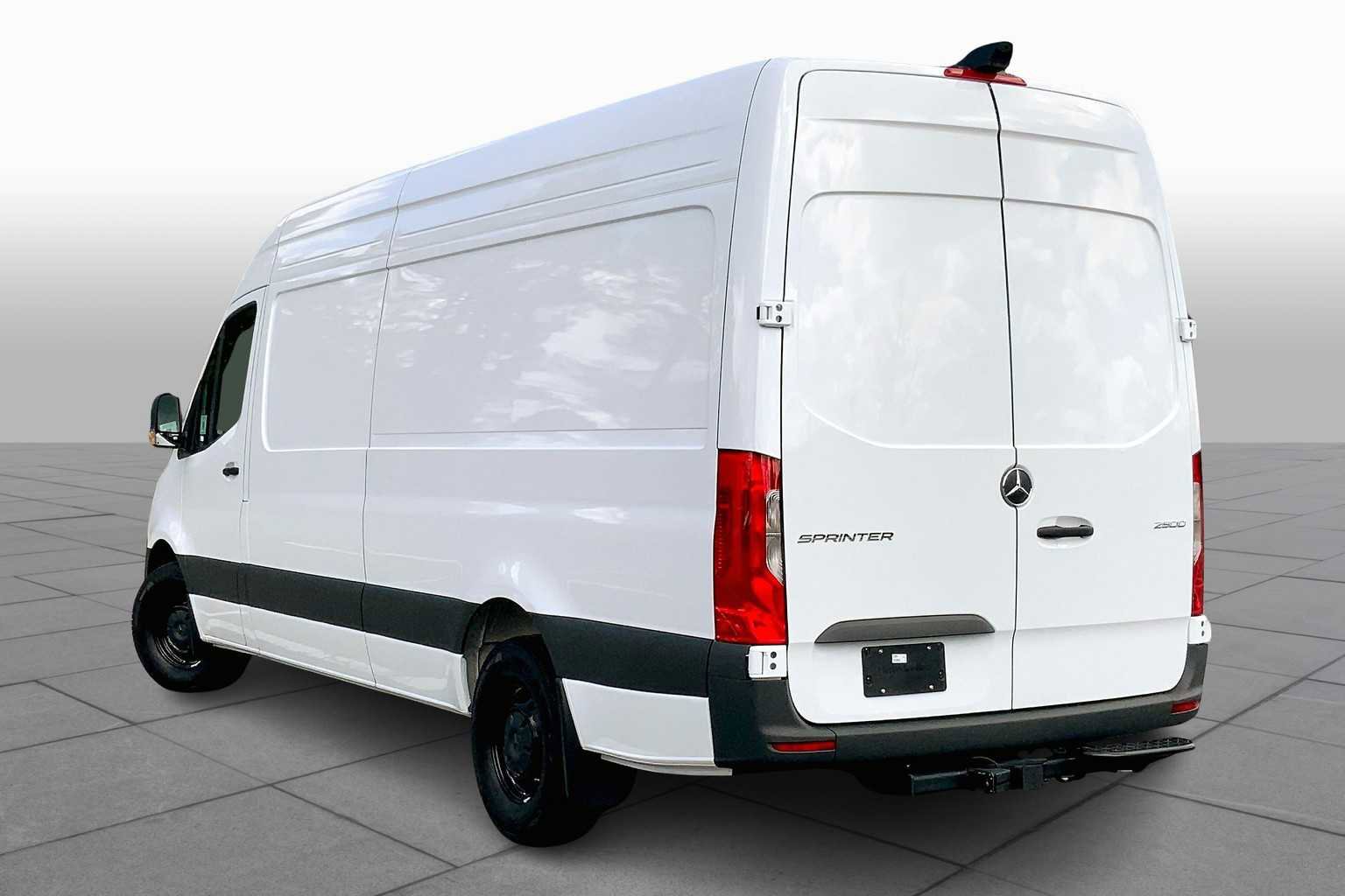 Certified 2025 Mercedes-Benz Sprinter 2500 image 16