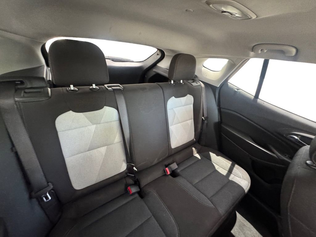 Used 2024 Chevrolet Trax LS FWD image 16