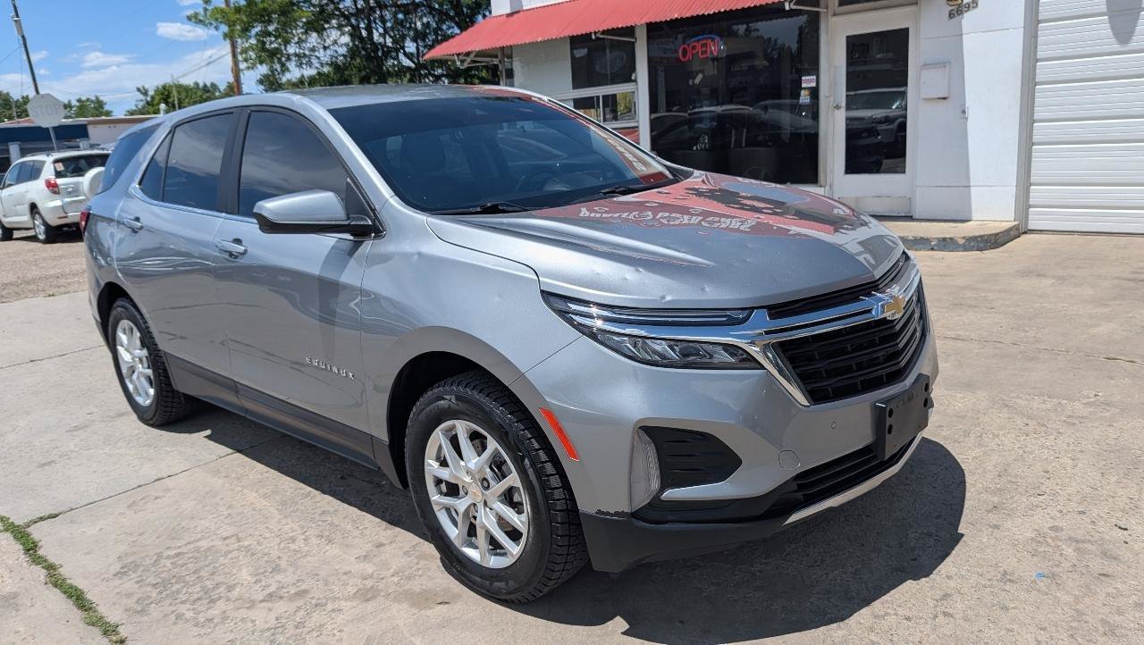 Used 2023 Chevrolet Equinox LT AWD/4WD image 3