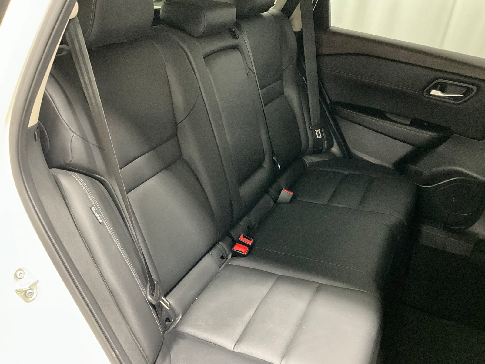 Used 2023 Nissan Rogue SL AWD/4WD image 22