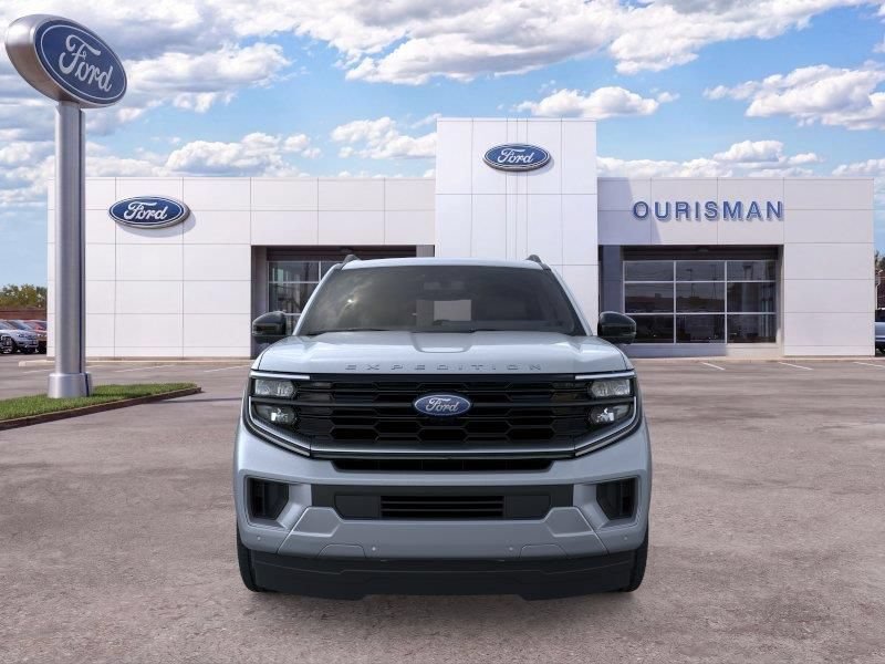 New 2026 Ford Expedition Platinum w/ Driver's Package AWD/4WD image 2