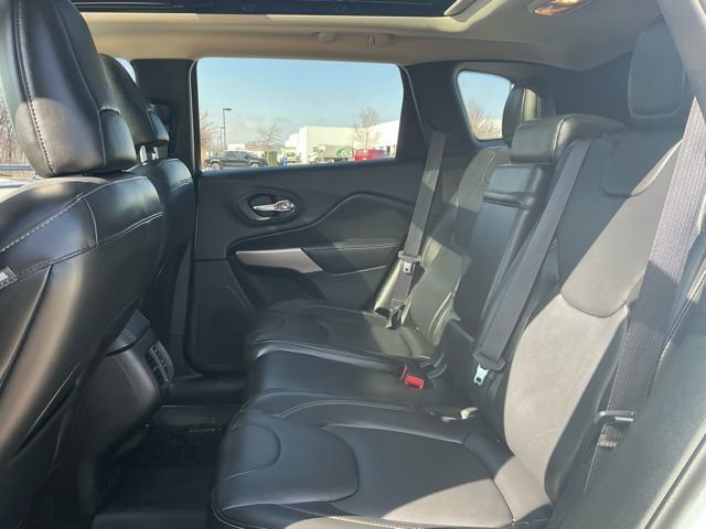 Used 2018 Jeep Cherokee Limited image 30