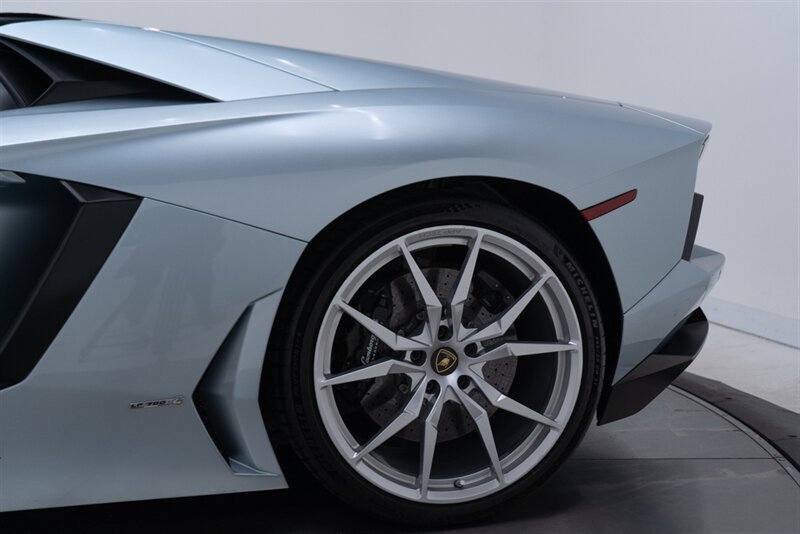 Used 2013 Lamborghini Aventador LP 700-4 AWD/4WD image 37