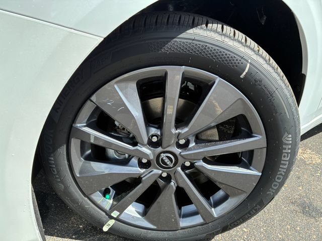 New 2026 Nissan Sentra SL w/ Floor Mat Package FWD image 10