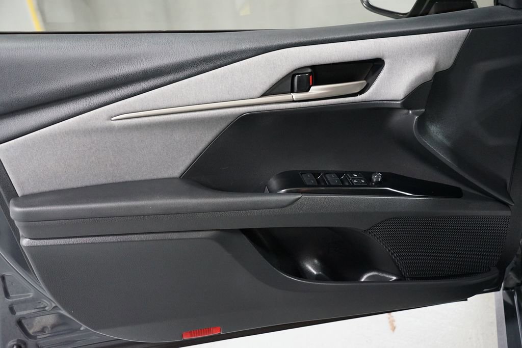 Certified 2025 Toyota Camry LE w/ Convenience Package image 30