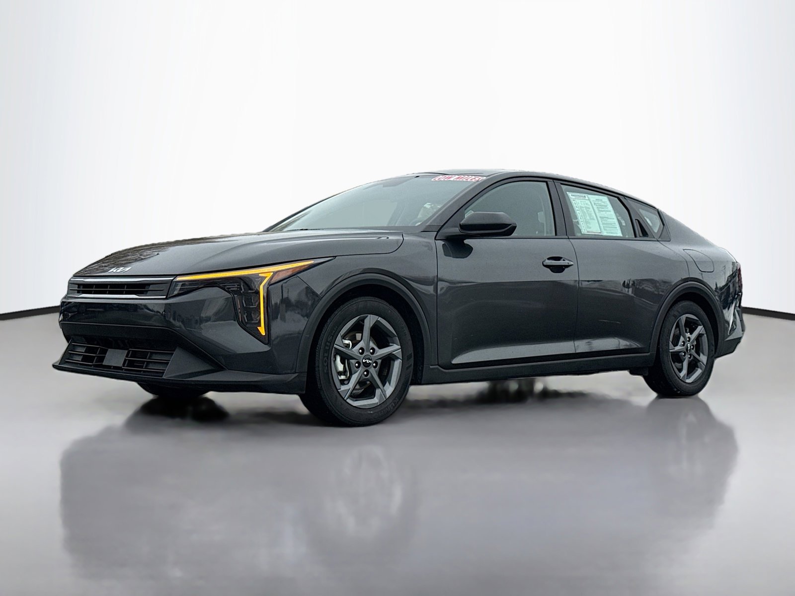 Used 2025 Kia K4 LXS FWD image 11