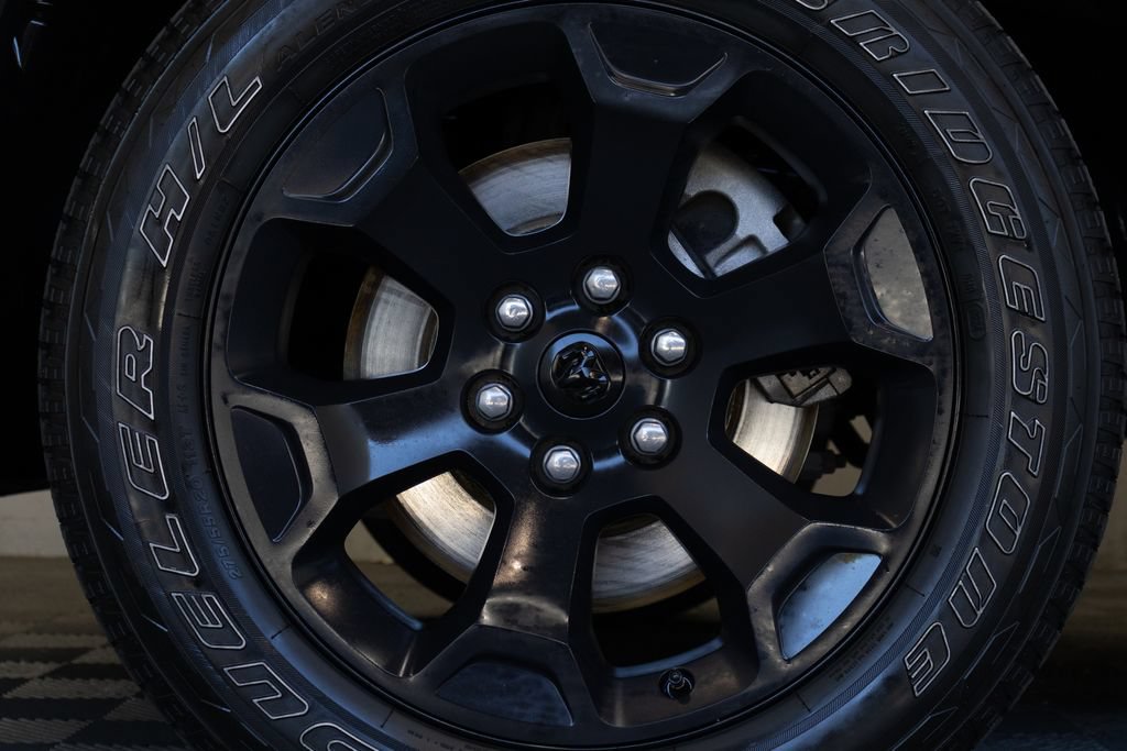 Used 2025 RAM 1500 Big Horn AWD/4WD image 10