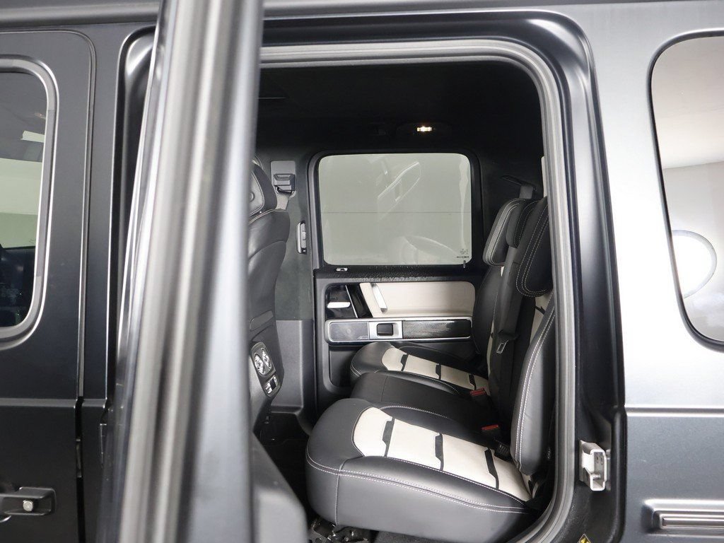Used 2024 Mercedes-Benz G 63 AMG 4MATIC image 33