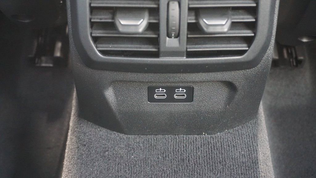 Used 2025 BMW 228i xDrive w/ Premium Package image 12