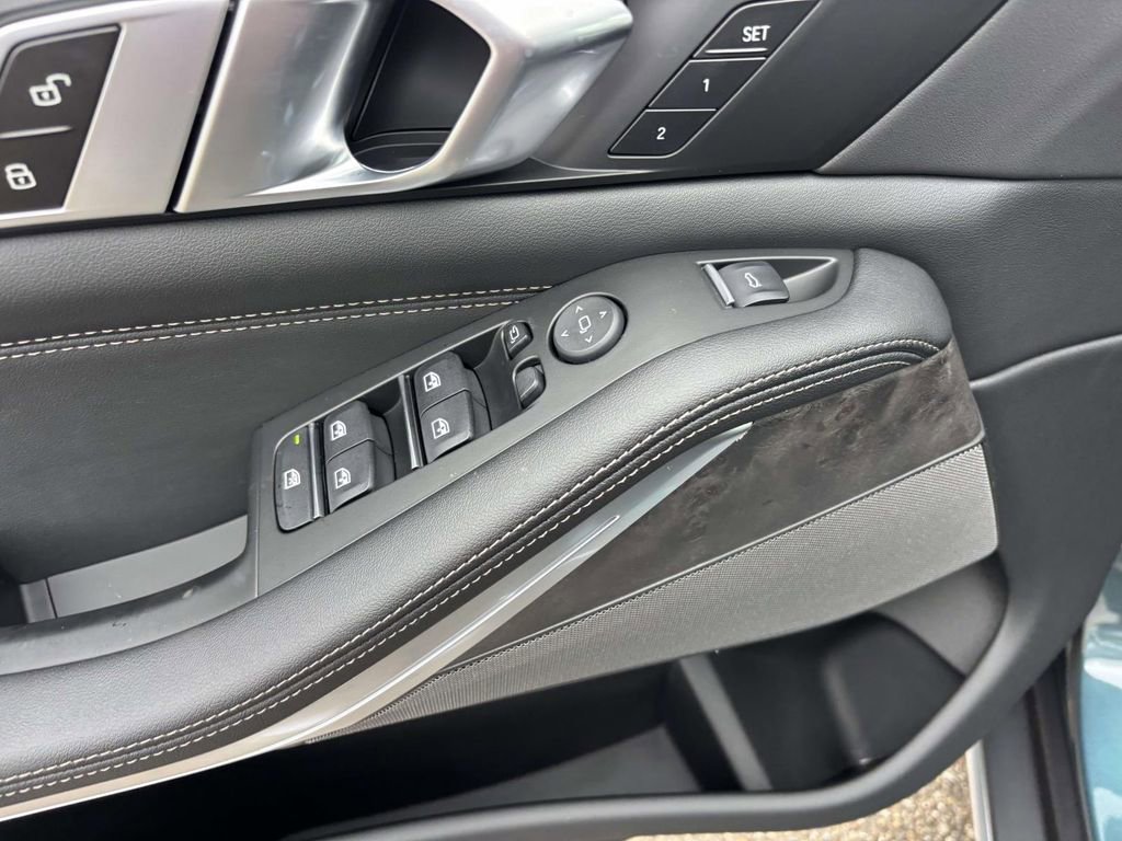 New 2026 BMW X5 xDrive40i w/ Premium Package image 13