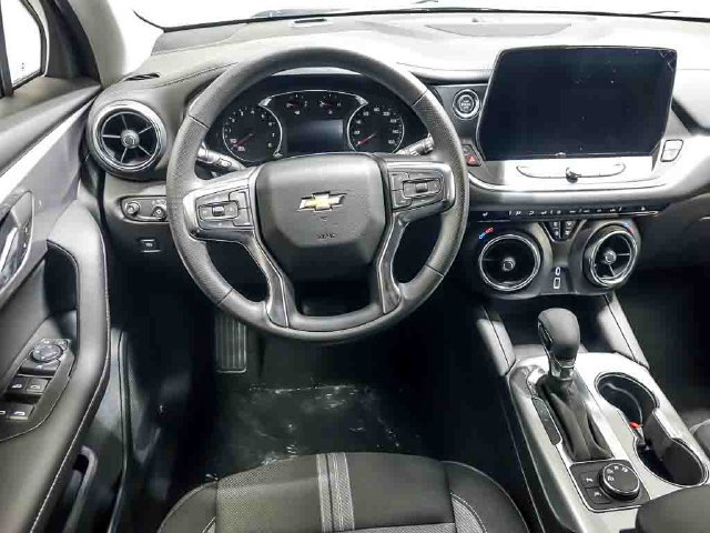 New 2026 Chevrolet Blazer LT w/ LPO, Floor Liner Package AWD/4WD image 12