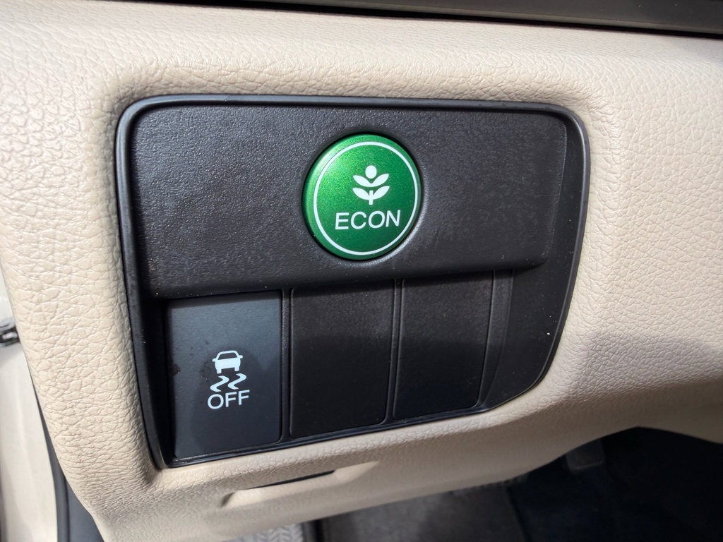 Used 2016 Honda Accord LX image 13