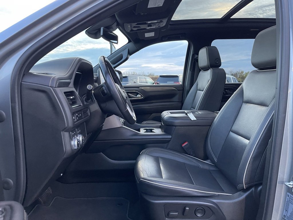 Used 2023 GMC Yukon XL SLT image 25