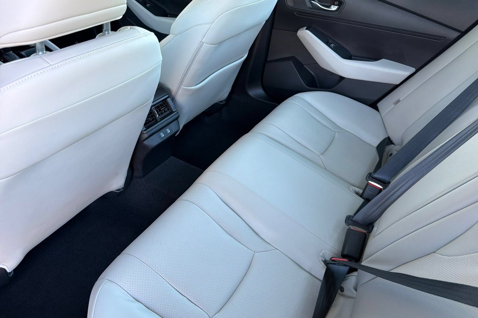 Used 2025 Honda Accord EX-L image 12