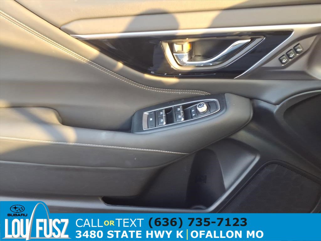 Used 2025 Subaru Outback Limited image 23